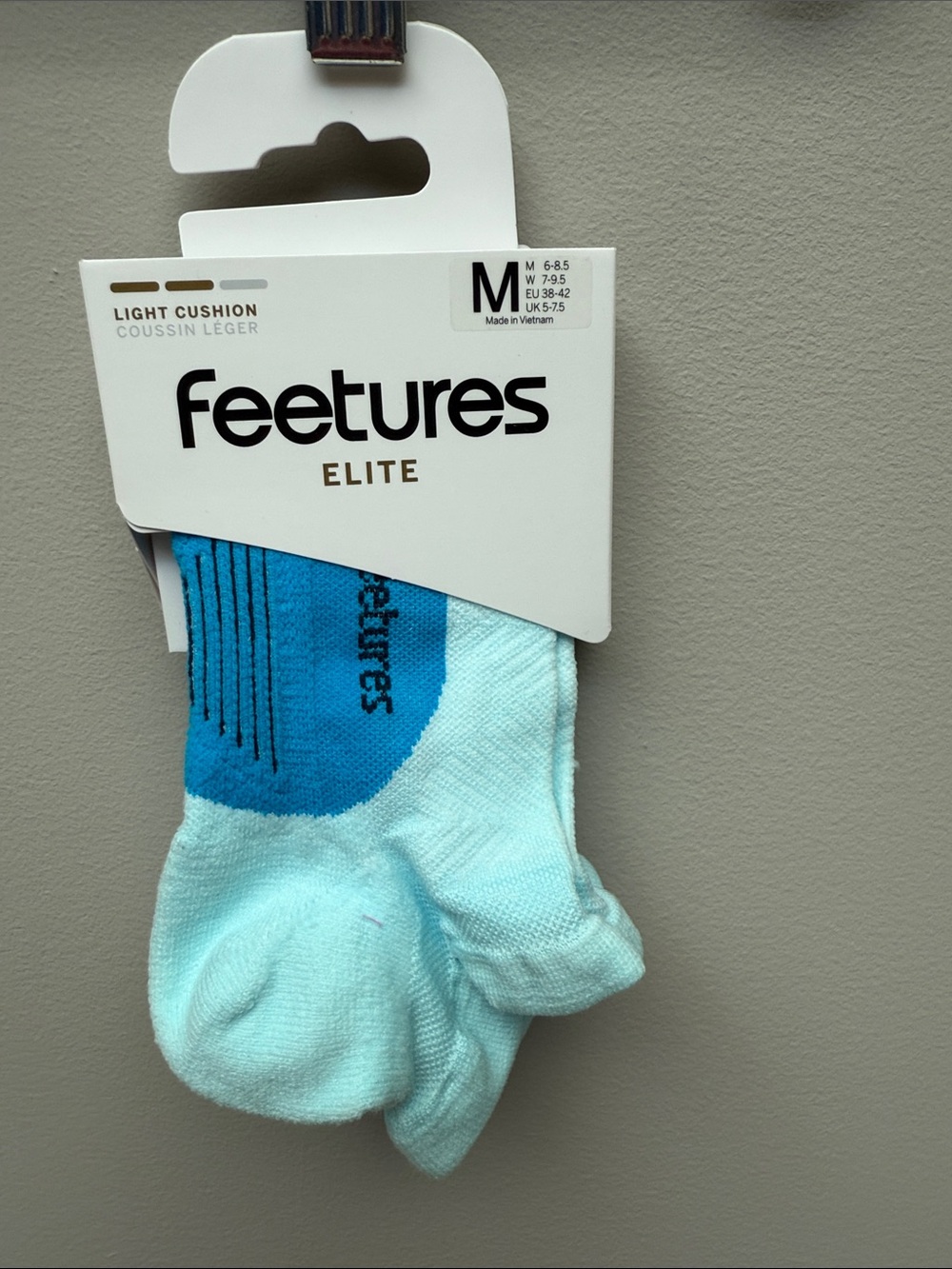 Feetures Elite Light Cushion No-Show Socks - Light Blue